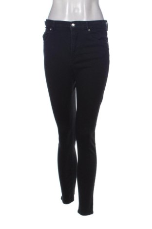 Damskie jeansy Pull&Bear, Rozmiar M, Kolor Czarny, Cena 42,34 zł, #137203121