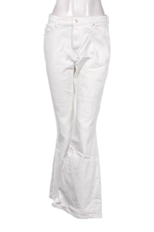 Dámske džínsy  Bershka, Veľkosť M, Farba Biela, Cena  14,00 €, #137204595