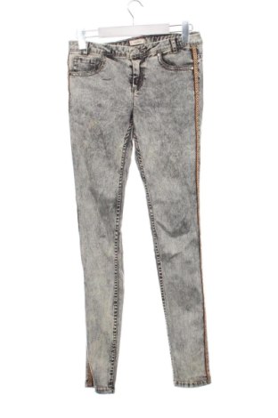 Дамски дънки Pull&Bear, Размер M, Цвят Сив, Цена 10,00 €, #137212532