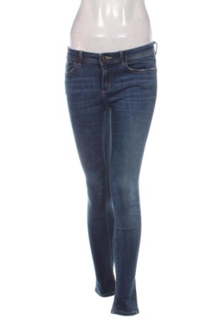 Blugi de femei Zara, Mărime M, Culoare Albastru, Preț 78,74 Lei, #137225085