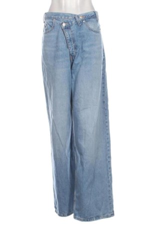 Blugi de femei Zara, Mărime L, Culoare Albastru, Preț 110,00 Lei, #137236151