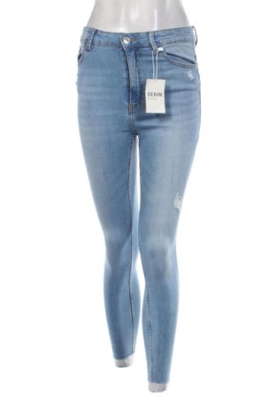 Дамски дънки Bershka, Размер S, Цвят Син, Цена 23,00 €, #137245981