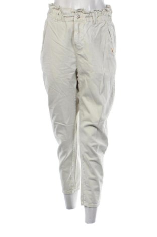 Blugi de femei Zara, Mărime S, Culoare Ecru, Preț 83,99 Lei, #137252056