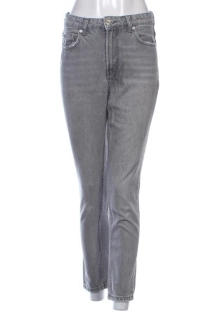 Damskie jeansy Bershka, Rozmiar S, Kolor Szary, Cena 52,42 zł, #137149045