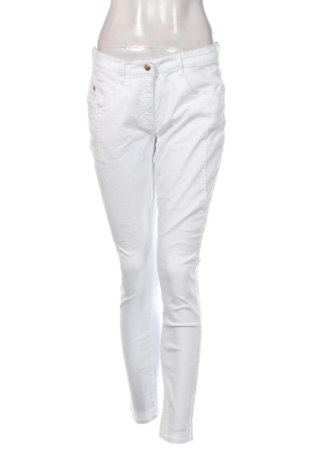 Blugi de femei Brax, Mărime L, Culoare Alb, Preț 151,99 Lei, #137164646