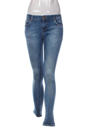 Blugi de femei Zara, Mărime M, Culoare Albastru, Preț 52,99 Lei, #137202430