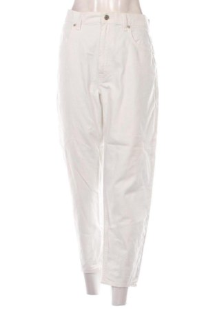 Дамски дънки Gap, Размер L, Цвят Бял, Цена 21,00 €, #137241884