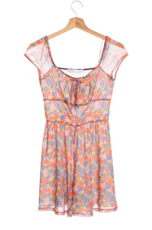 Dámská krátka kombinéza  Bershka, Veľkosť XS, Farba Viacfarebná, Cena  9,00 €, #137134723