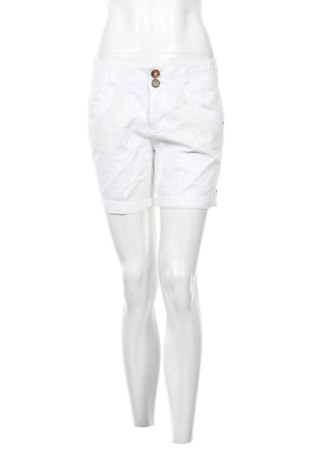 Damen Shorts Edc By Esprit, Größe M, Farbe Weiß, Preis € 11,99, #137100020