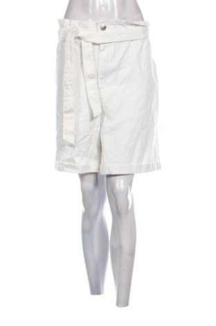 Pantaloni scurți de femei Kiabi, Mărime XXL, Culoare Alb, Preț 103,99 Lei, #137152158