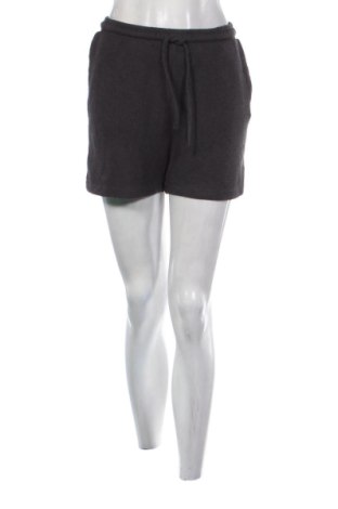 Дамски къс панталон H&M, Размер M, Цвят Сив, Цена 7,32 €, #137171983