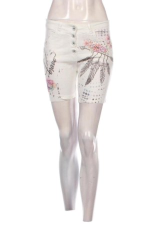 Pantaloni scurți de femei Unbranded, Mărime S, Culoare Ecru, Preț 51,65 Lei, #137175977