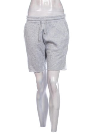 Pantaloni scurți de femei FSBN, Mărime S, Culoare Gri, Preț 63,99 Lei, #137176987