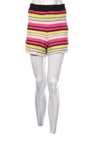 Pantaloni scurți de femei Stradivarius, Mărime S, Culoare Multicolor, Preț 35,00 Lei, #137181713