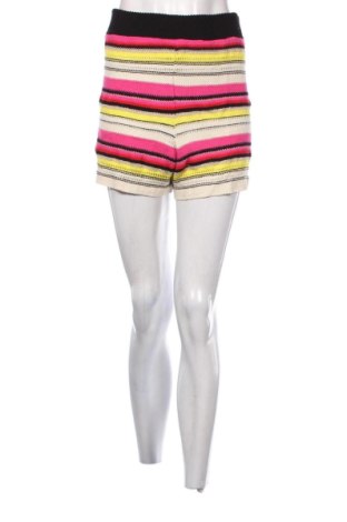 Damen Shorts Stradivarius, Größe S, Farbe Mehrfarbig, Preis 6,67 €, #137181741