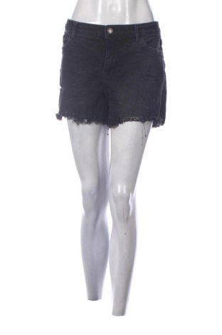Pantaloni scurți de femei Clockhouse, Mărime XL, Culoare Negru, Preț 54,99 Lei, #137185186