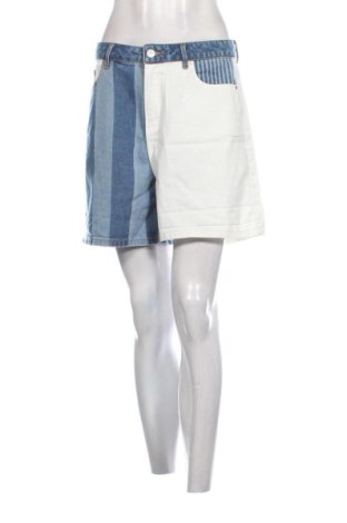 Damen Shorts VILA, Größe M, Farbe Mehrfarbig, Preis 10,00 €, #137186931