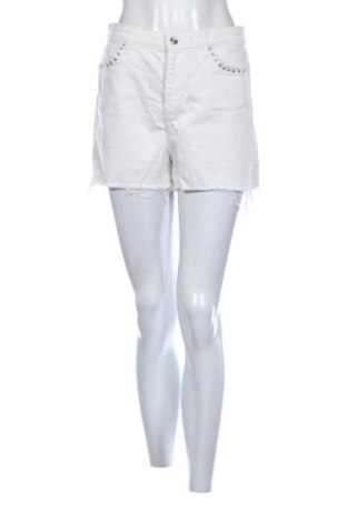 Damen Shorts Guess, Größe M, Farbe Weiß, Preis 26,00 €, #137191487
