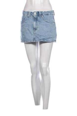 Pantaloni scurți de femei Stradivarius, Mărime S, Culoare Albastru, Preț 93,99 Lei, #137195895