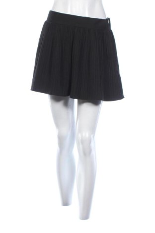 Дамски къс панталон Zara, Размер M, Цвят Черен, Цена 13,00 €, #137196352