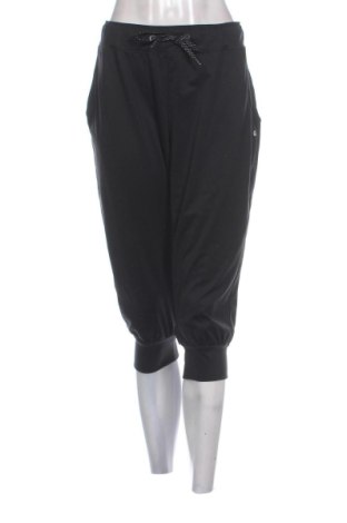 Dámske kraťasy  Tchibo, Veľkosť XL, Farba Čierna, Cena  9,95 €, #137211684