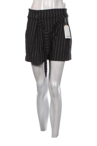 Дамски къс панталон Stradivarius, Размер M, Цвят Многоцветен, Цена 12,78 €, #137212949