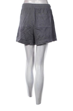 Дамски къс панталон H&M, Размер XL, Цвят Сив, Цена 13,80 €, #137222968
