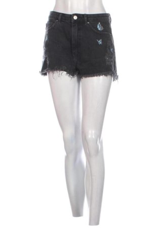 Pantaloni scurți de femei Cropp, Mărime M, Culoare Negru, Preț 52,00 Lei, #137230382