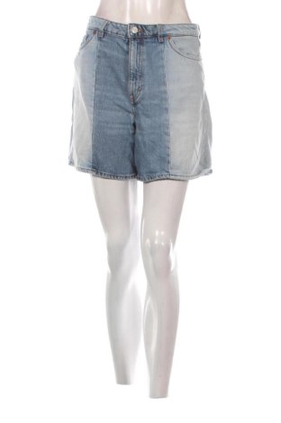 Дамски къс панталон Monki, Размер S, Цвят Многоцветен, Цена 9,00 €, #137232186
