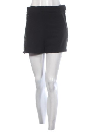 Pantaloni scurți de femei H&M, Mărime S, Culoare Negru, Preț 35,99 Lei, #137203505
