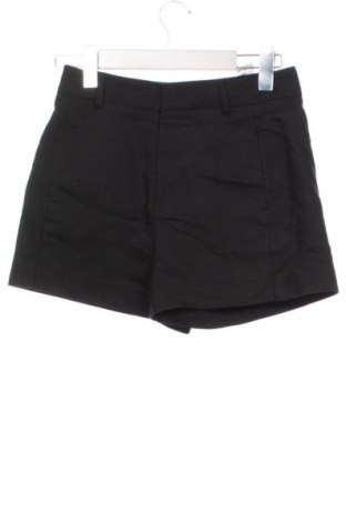 Pantaloni scurți de femei Stradivarius, Mărime XS, Culoare Negru, Preț 48,99 Lei, #137169595