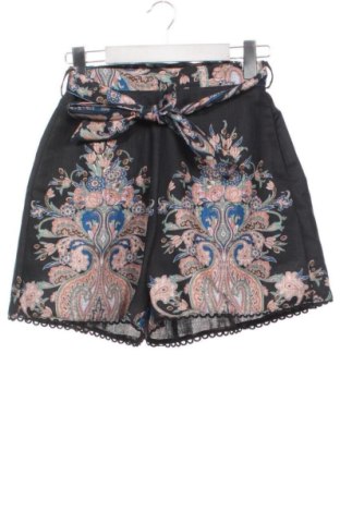 Дамски къс панталон Mochy, Размер XS, Цвят Многоцветен, Цена 8,00 €, #137199031