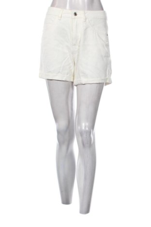 Pantaloni scurți de femei Vero Moda, Mărime S, Culoare Ecru, Preț 41,99 Lei, #137250318