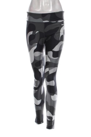 Дамски клин Nike, Размер L, Цвят Многоцветен, Цена 22,00 €, #137178246