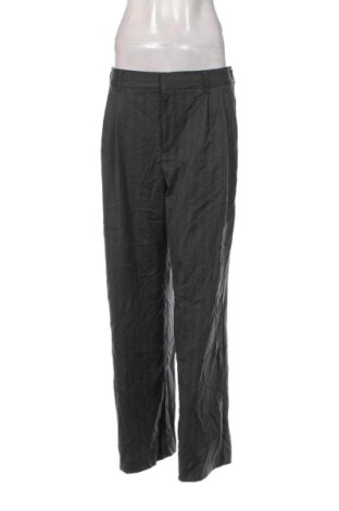 Дамски панталон Stradivarius, Размер L, Цвят Сив, Цена 12,78 €, #137108044