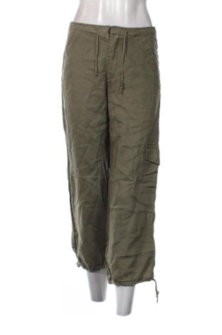 Дамски панталон Esprit, Размер S, Цвят Зелен, Цена 9,71 €, #137160196