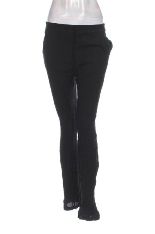 Dámské kalhoty  Bershka, Velikost S, Barva Černá, Cena  189,00 Kč, #137174702