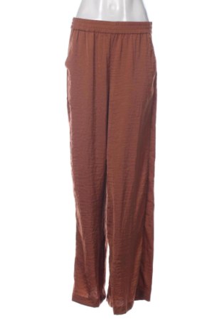 Pantaloni de femei Cotton Club, Mărime M, Culoare Maro, Preț 35,99 Lei, #137190398