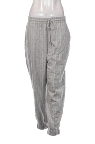 Pantaloni de femei Stradivarius, Mărime L, Culoare Multicolor, Preț 50,99 Lei, #137216996