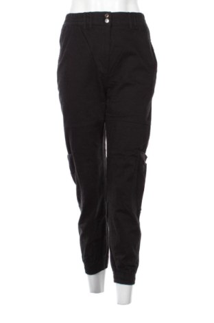 Női nadrág Bershka, Méret S, Szín Fekete, Ár 2 482 Ft, #137229395