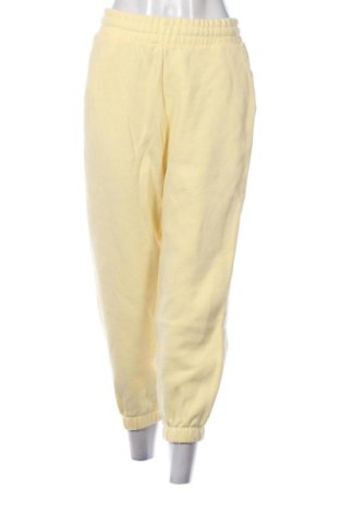Pantaloni trening de femei Reserved, Mărime L, Culoare Galben, Preț 68,24 Lei, #137227116