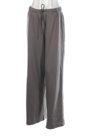 Pantaloni trening de femei About You, Mărime L, Culoare Gri, Preț 128,99 Lei, #137234125