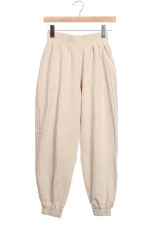 Дамско спортно долнище Bershka, Размер XS, Цвят Бежов, Цена 12,76 €, #137116802