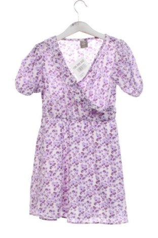 Παιδικό φόρεμα Unbranded, Μέγεθος 5-6y/ 116-122 εκ., Χρώμα Πολύχρωμο, Τιμή 15,00 €, #136998032