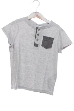 Tricou pentru copii Kiki & Koko, Mărime 5-6y/ 116-122 cm, Culoare Gri, Preț 27,28 Lei, #137164204