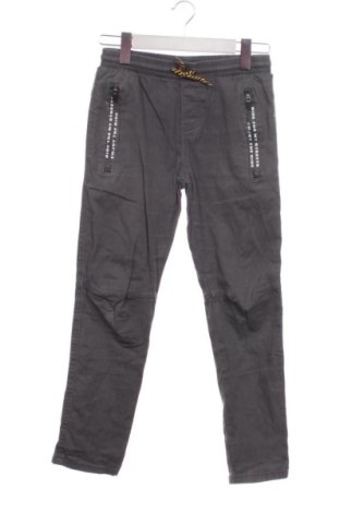 Kinderjeans Unbranded, Größe 9-10y/ 140-146 cm, Farbe Grau, Preis € 9,00, #137217805