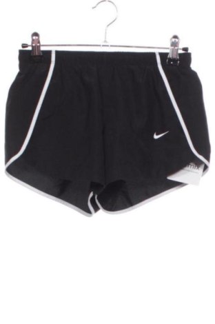 Παιδικό κοντό παντελόνι Nike, Μέγεθος 9-10y/ 140-146 εκ., Χρώμα Μαύρο, Τιμή 17,80 €, #137157748