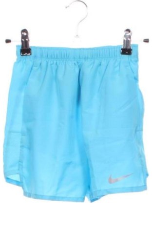 Παιδικό κοντό παντελόνι Nike, Μέγεθος 6-7y/ 122-128 εκ., Χρώμα Μπλέ, Τιμή 18,00 €, #137161952