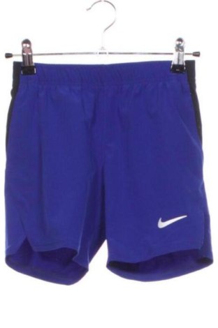 Παιδικό κοντό παντελόνι Nike, Μέγεθος 6-7y/ 122-128 εκ., Χρώμα Μπλέ, Τιμή 18,00 €, #137162122