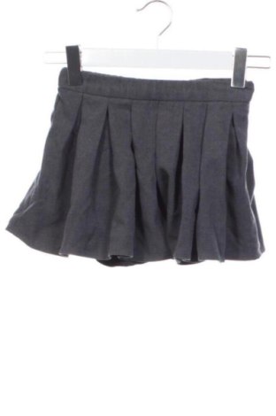 Pantaloni scurți pentru copii Okaidi, Mărime 8-9y/ 134-140 cm, Culoare Gri, Preț 31,49 Lei, #137153345
